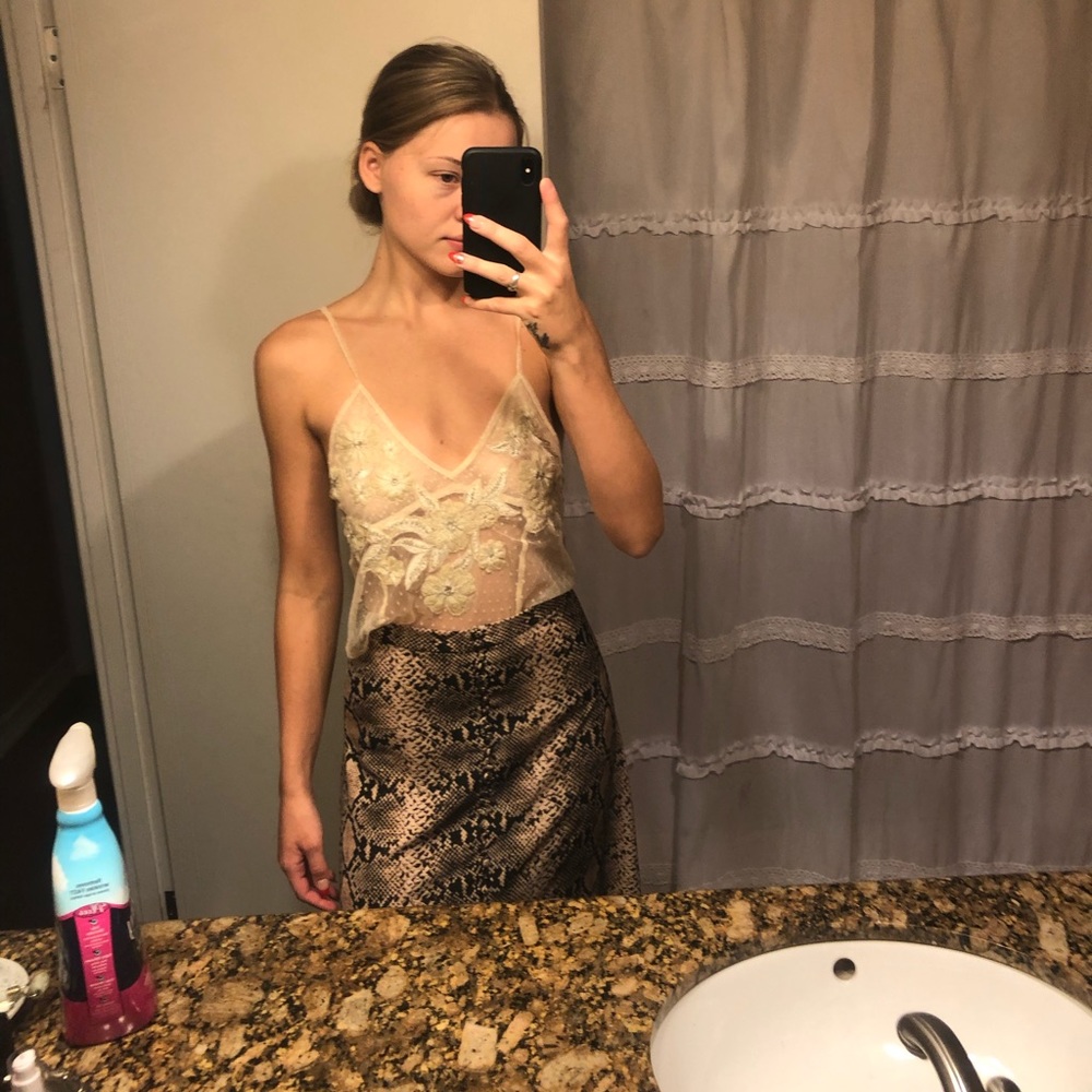 Sheer embroidery tank top